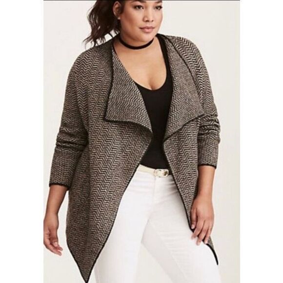 ✨Torrid Chevron Pattern Draped Sz 4X Cardigan✨ - Picture 1 of 9